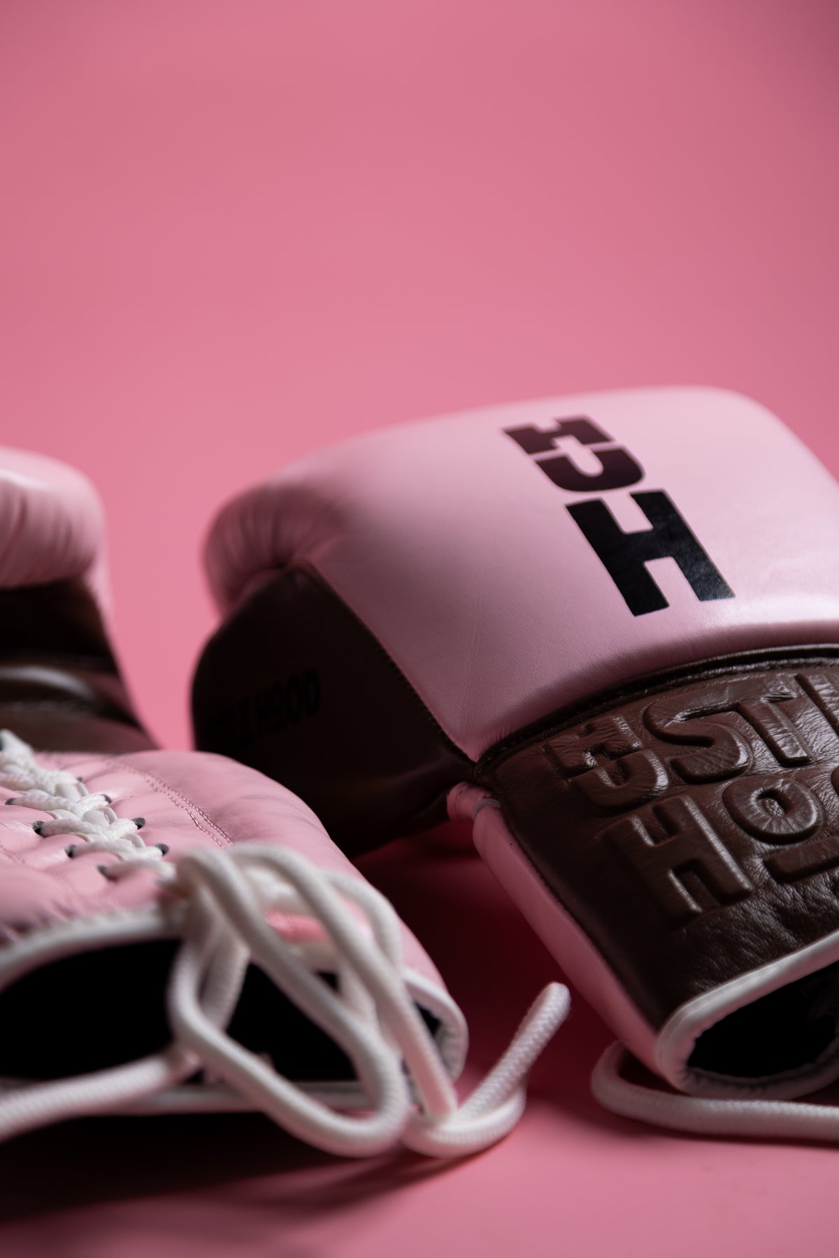 The Neapolitan Sparring Glove - 14oz